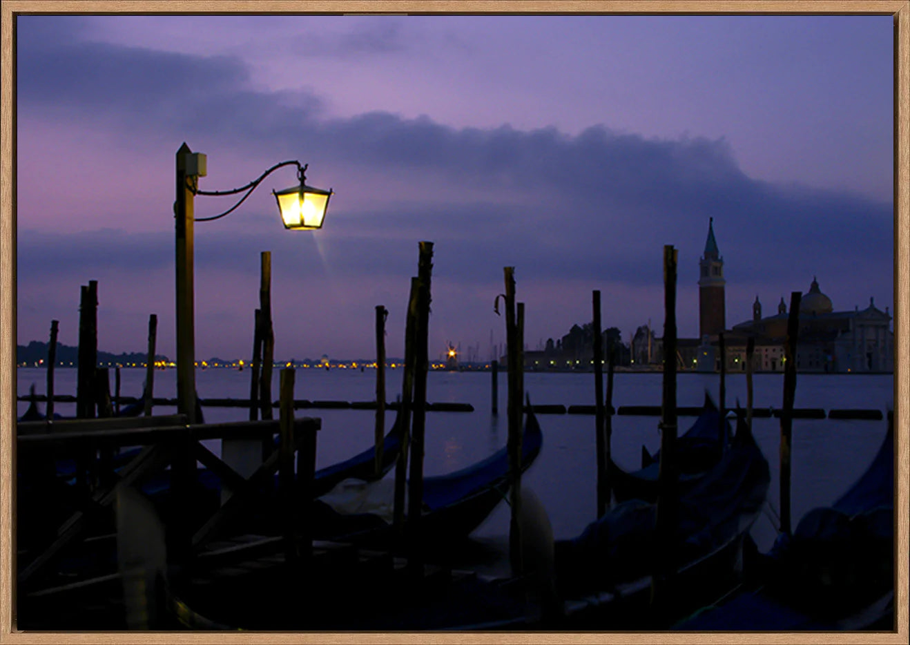 canvas_frame